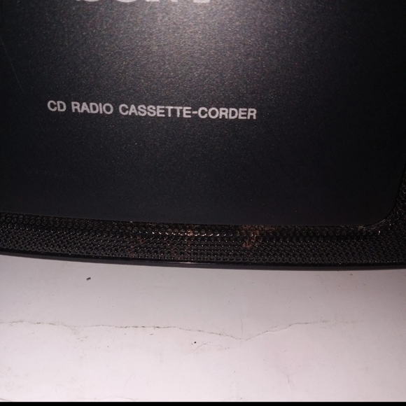 Sony CFD-S50 CD/Line-in Jack/Headphone Jack/Digital/CD-R Playback/MP3 CD - Picture 3 of 4